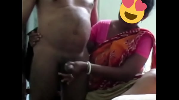 Malayali Aunty Hand Job